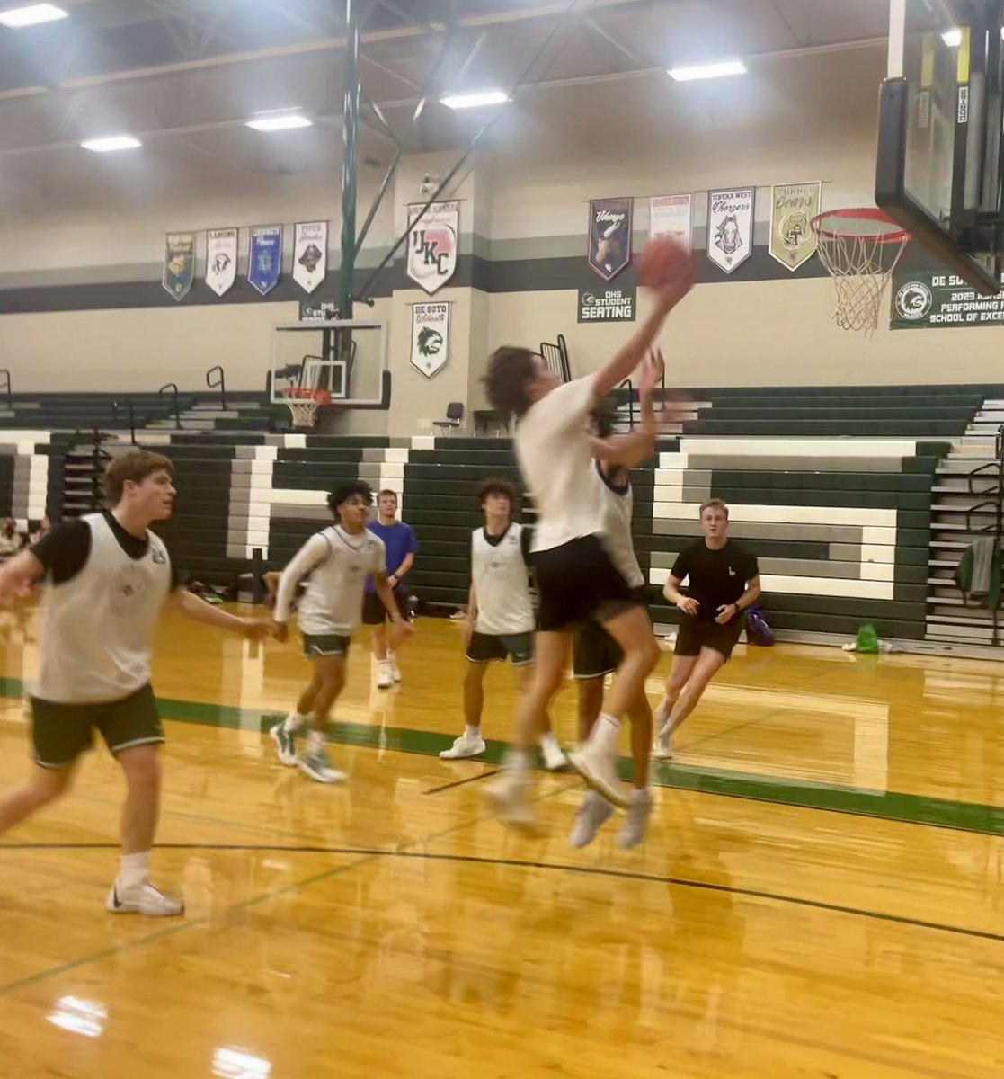 Alumni scrimmages! <a href="/DeSotoWildcats/">De Soto Wildcats</a>