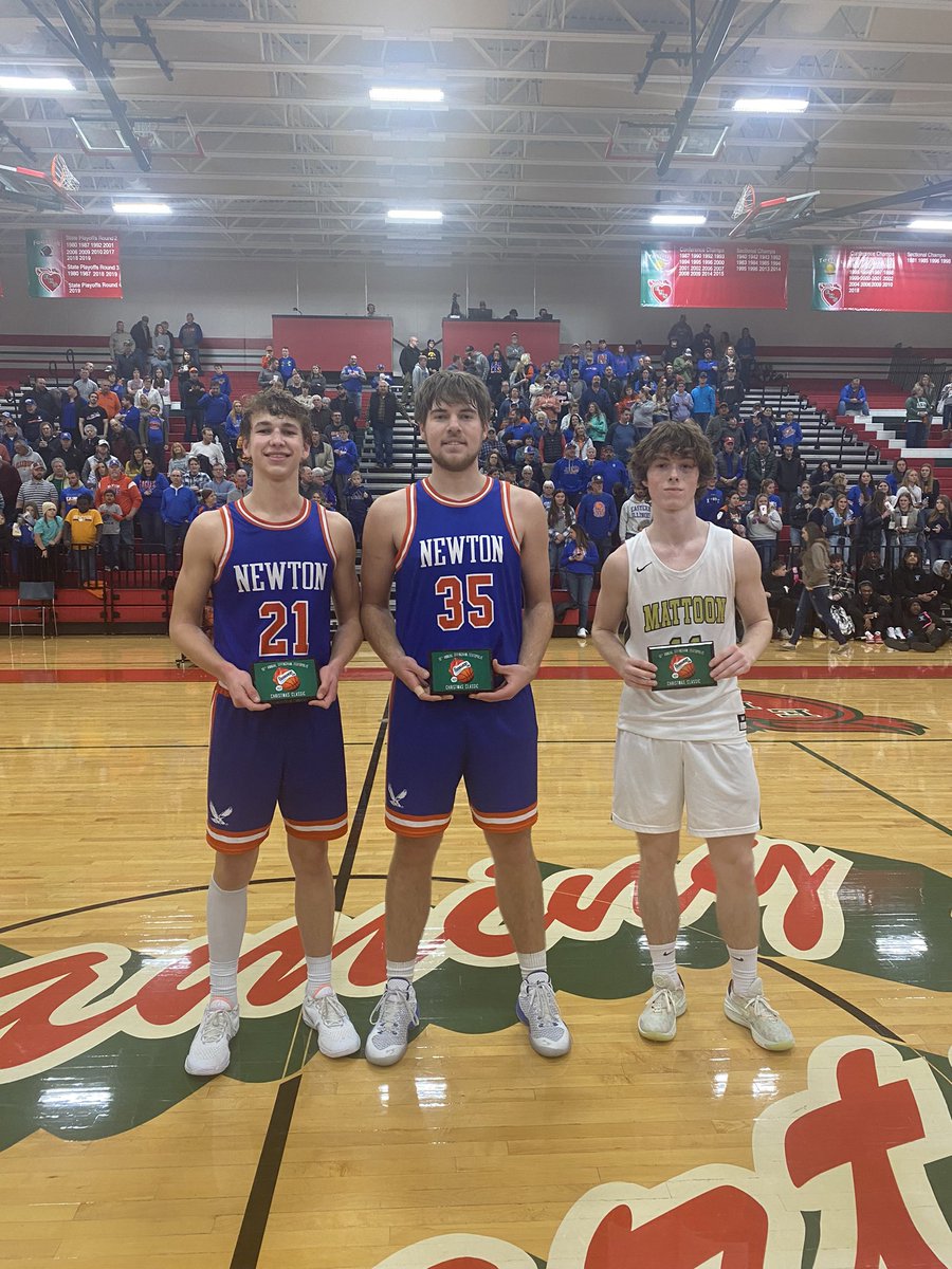 Congrats to Newton’s Caden Nichols and Dylan Gier, along with Mattoon’s Bryce Jean on making the All Tournament Team 🎄🏀