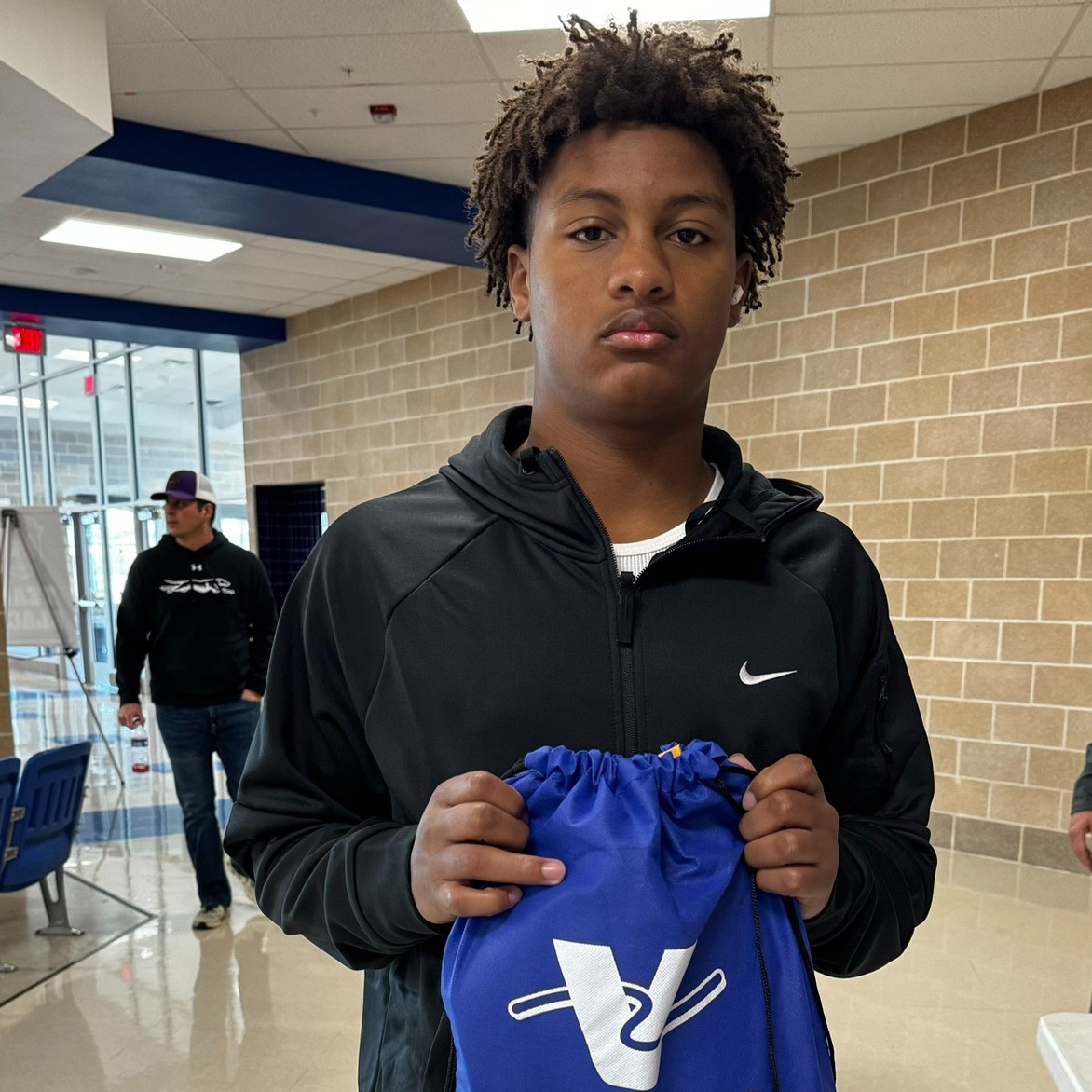 SA_Sports's tweet photo. In 1 week, the best of the best will meet in the #SASAllStarGame pres. by Valero! Today, players met their coaches &amp; teammates, picked up jerseys &amp; more. This talented group of seniors will finish their high school careers at the @Alamodome on Jan. 6. Kickoff is at 5. Game on!🏈 https://t.co/zvsXasKXLf