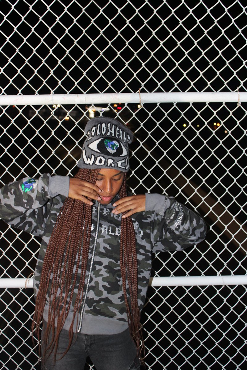 Cold Hearted World tweet media