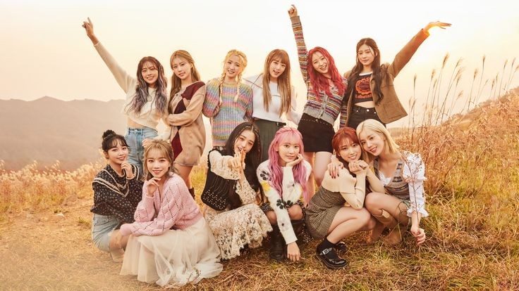 dearlycyn's tweet photo. all izone interactions of 2023 ─ thread https://t.co/MW5WlPEIuX
