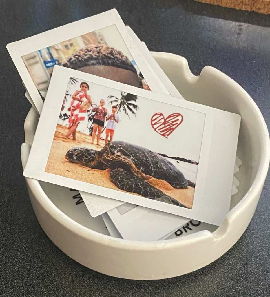 photoinduced's tweet photo. Take all the photos on your smartphone, and then print them as an IRL memory https://t.co/uX0PuOvq9K #fujifilm #Instax #photoprint #memories #partygift #qrcode https://t.co/hMv5gUEVT5