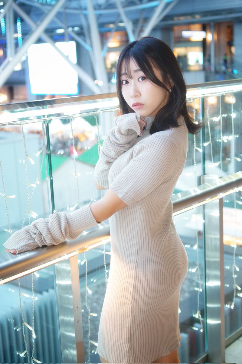 baystareds's tweet photo. 今年は10回の16衣装を撮らせて頂いた #遠山ひかり @Hikari_OneSide さん
お逢いするたびにセンスと七変化にボキャブラリー��笑)を感じる演者さん
Studioでも野外でも経験値を積ませて頂きました
#ワンサイド福岡
#pinocassetta
#FlowerJam https://t.co/KLYY8zOutp