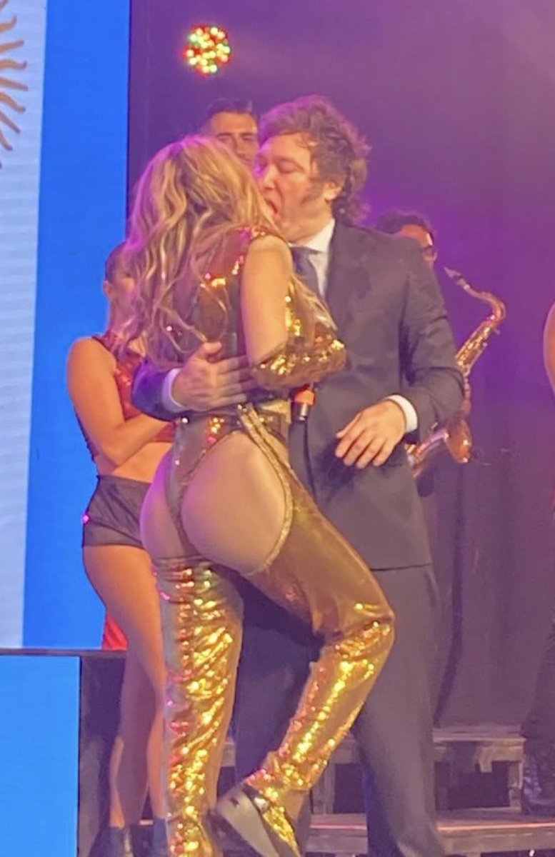 DrLoupis's tweet photo. This man is a fraud.🚨🚨🚨 https://t.co/F0VNnjKs33