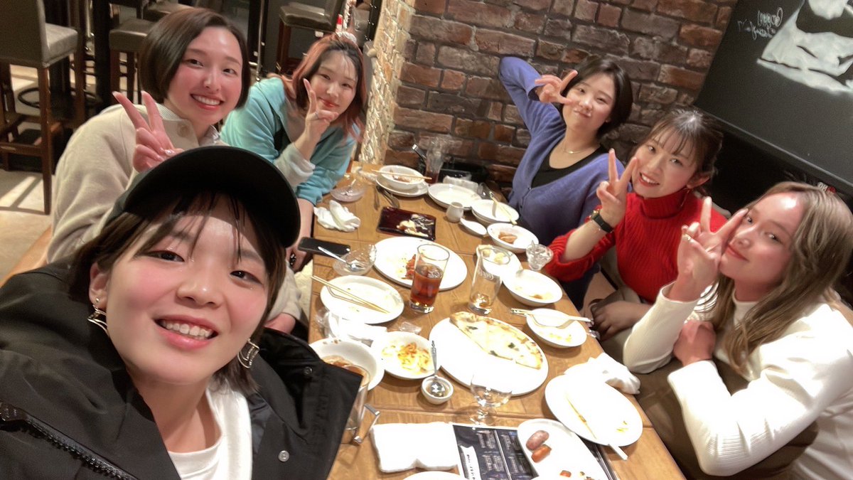 maaaa929's tweet photo. たーのしかった🤞💕
高3の時から８年前か〜🙄
みんななにも変わってなかった🫣🧡 https://t.co/bytJhay3Pb