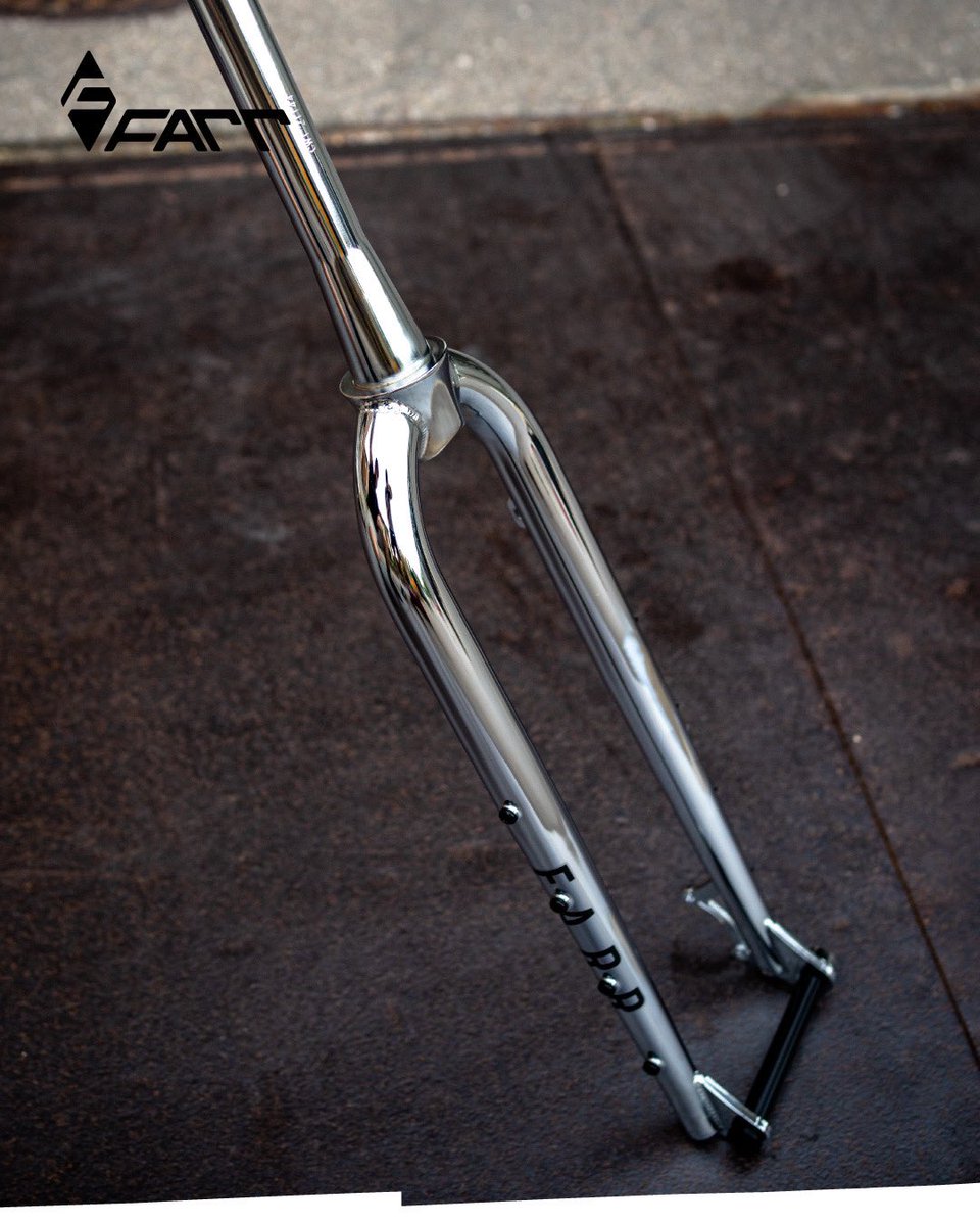 ridefarr's tweet photo. 4130 Cromoly Rigid Fork /// only a few left in stock #grabthem https://t.co/GYsgcHtsss