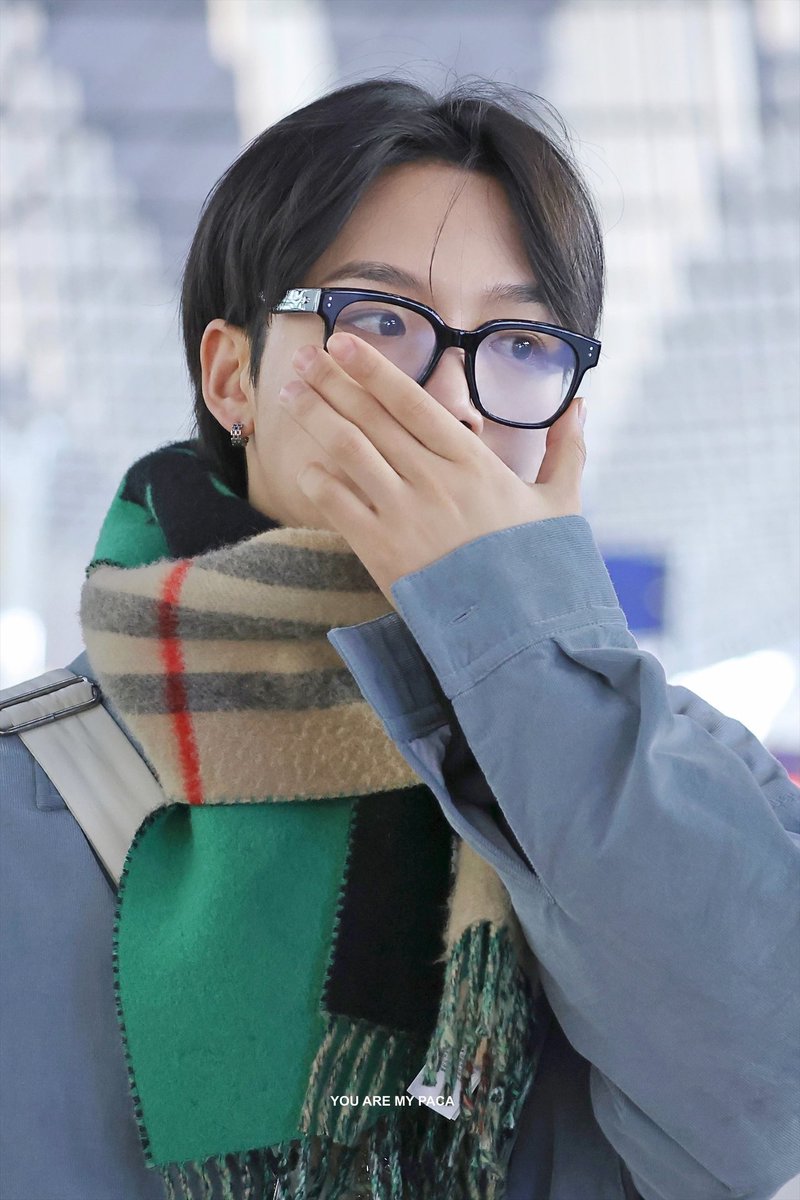 YOUAREMYPACA's tweet photo. 231231 샹하이 출발

2023년의 마무리👓 

#임영민 #LIMYOUNGMIN #ヨンミン @LYM_offcl https://t.co/GnhZgasemc