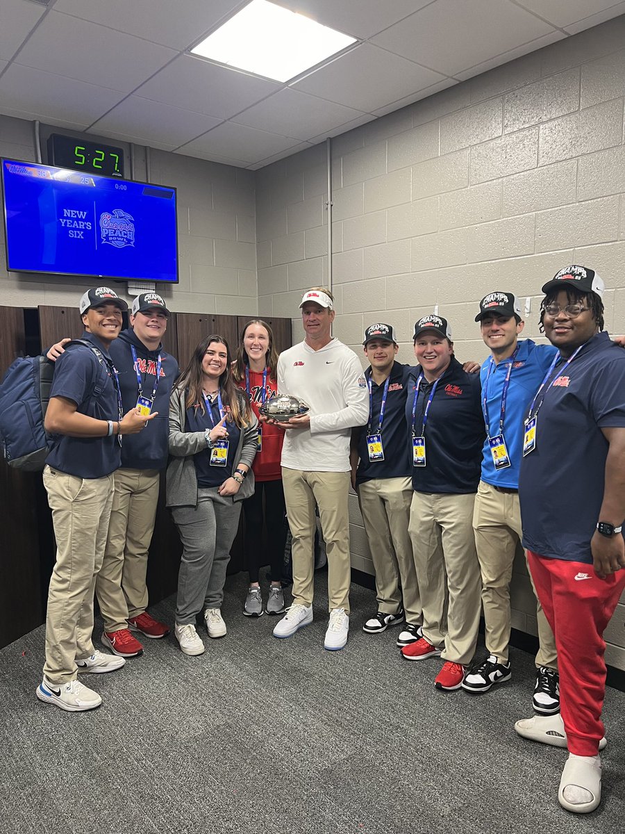 Won’t get the headlines, but <a href="/Lane_Kiffin/">Lane Kiffin</a> asked to take a pic with student support staffs after the game. Here he is with my video students who worked the <a href="/CFAPeachBowl/">Chick-fil-A Peach Bowl</a> This wasn’t immediately after the game, but when the locker room emptied out. A memory these kids won’t forget