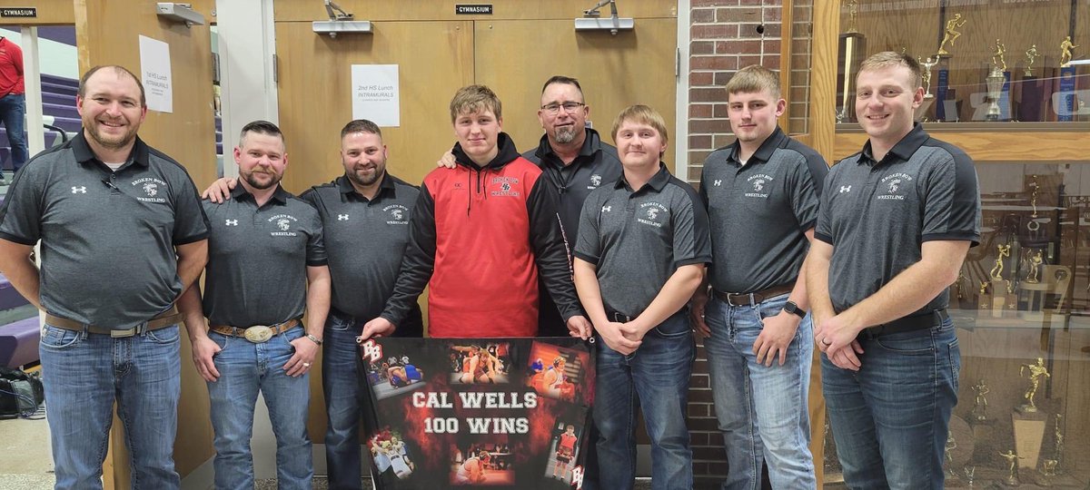 NEwrestle tweet media