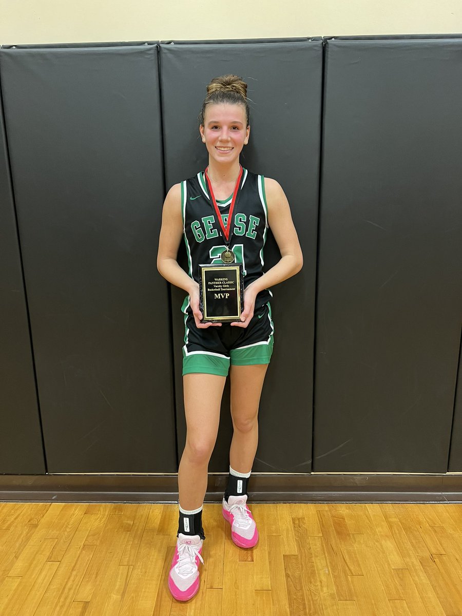 Lady Geese win Warkins 49-46 over LeWin. Kennady Anderson MVP!!!