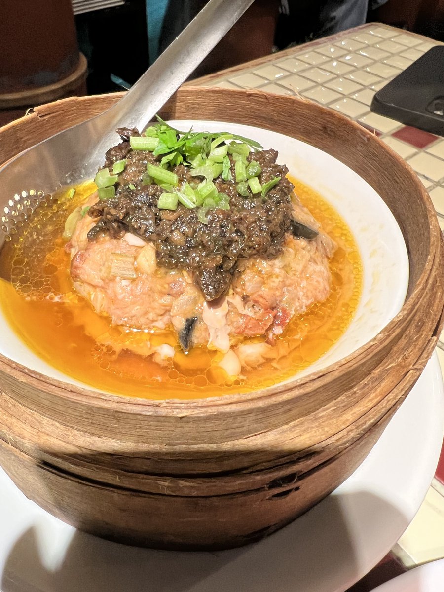 hanamaru_hpy's tweet photo. 麻辣火鍋🍲
めちゃくちゃうまい😋

先週も食べたけど、また🤭

よだれ鶏、ぷりぷり海老🦐とパクチー🌿の焼売、蒸しハンバーグetc

ぜんぶうまい😋辛いものにハイボールの甘さが合う🍺 https://t.co/600l0qfcQ9