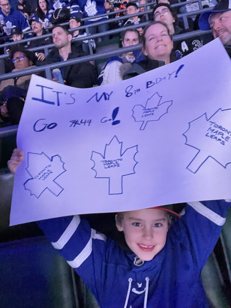 marcklerer's tweet photo. Bday celebration at the Leaf game #LeafsForever https://t.co/UCbsraTnBM