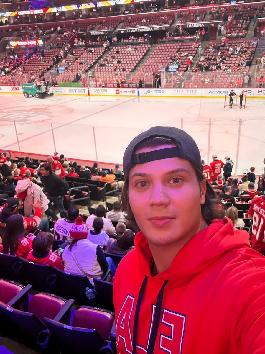 #GameNight <a href="/FlaPanthers/">Florida Panthers</a> Go 🐯‼️