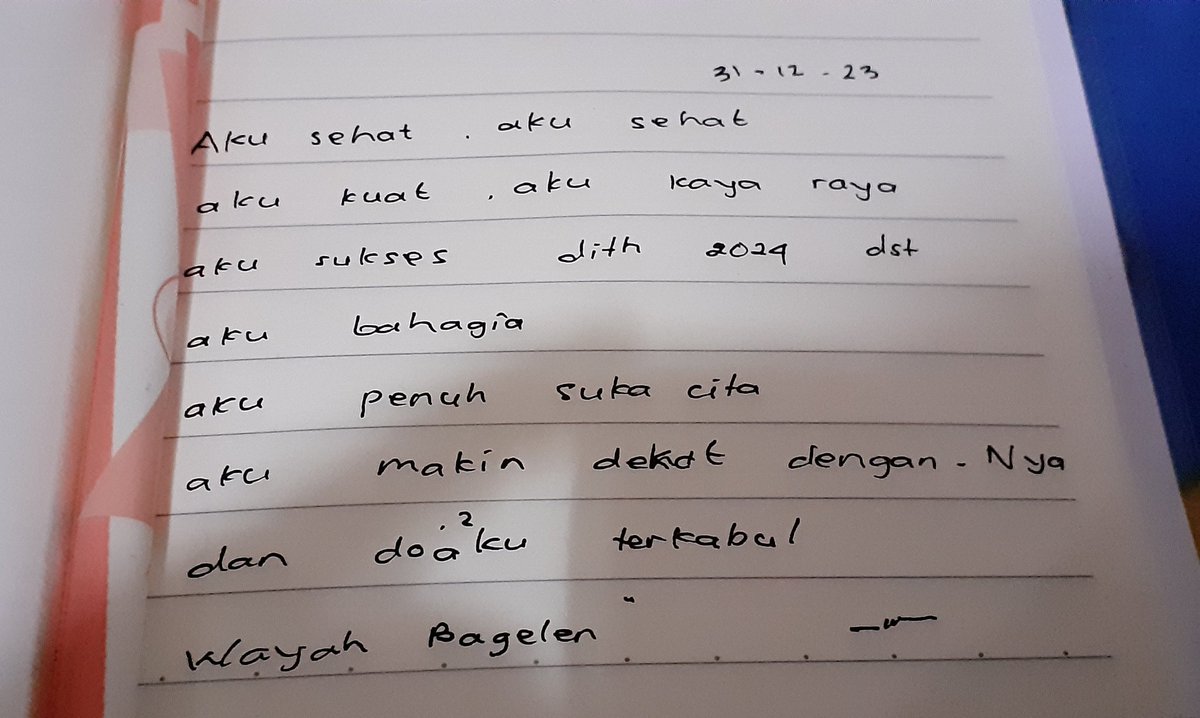 Untuk pria terbaiku,makasih tlah membersamaiku selama ini
Tlah jadi bagian dari penghilang laraku,penghapus sedihku,
Pencipta tawaku,mari kita sambut proges² kita yg luar biasa dith 2024
Kita pasti bisa &amp; sukses 
Karna Tuhan pasti mengabulkan doa² kita 🤲⚘💕