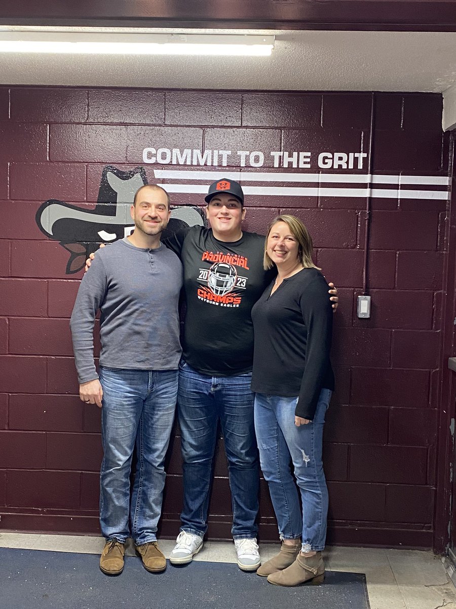 ScotchM's tweet image. Excited for @shsaasport @FootballSask Prov Champion OL Carson Baumgartner from Weyburn Comp wearing @reginathunder colours in 2024. This two way player stands at 6’2”, 285lbs &amp;amp; has only played two years of ball. In a short time he has made himself known as a Gritty, Coachable,