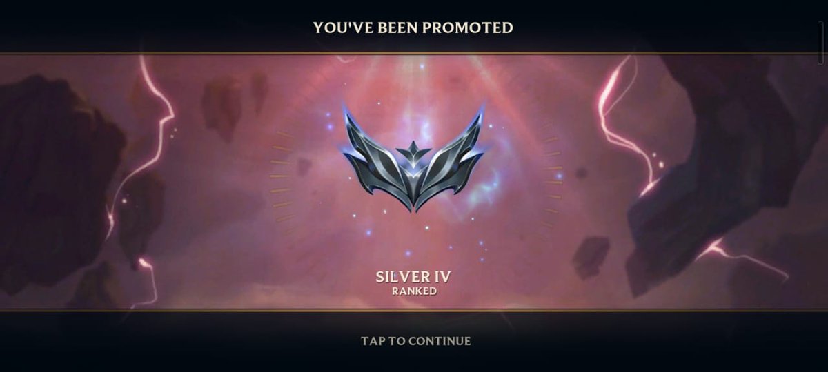 KazeKitsune09's tweet photo. Langsung ke rank silver not bad lah ya🐾🦊 https://t.co/tfp461AtDv