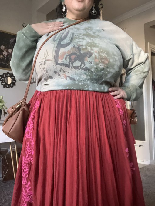 I loved todays outfit https://t.co/o2iQT2zTxI<a href="/tag/mvsales"class="tags"><span>#mvsales</span></a>