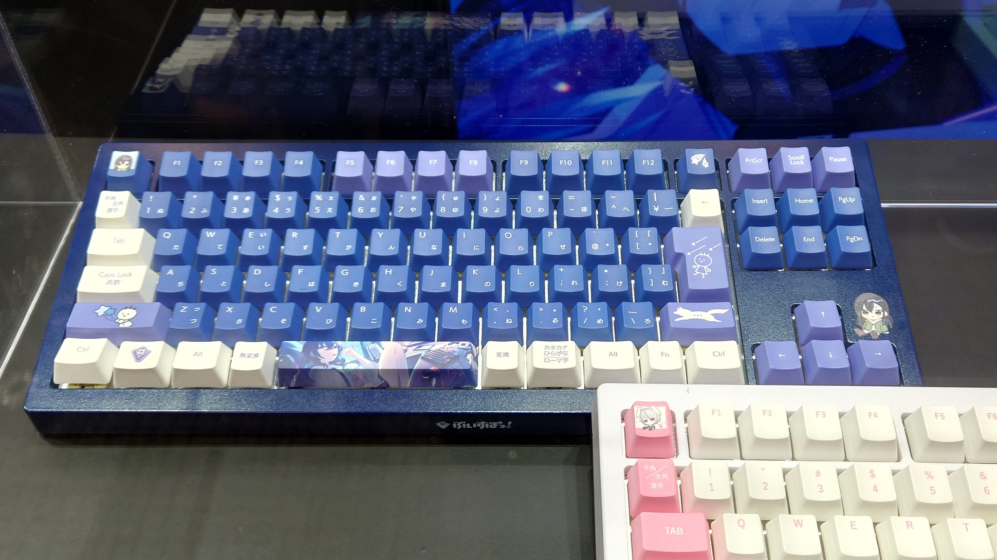 ぶいすぽゲーミングキーボード 小森めとモデル VSPO! GEAR ゲーミング