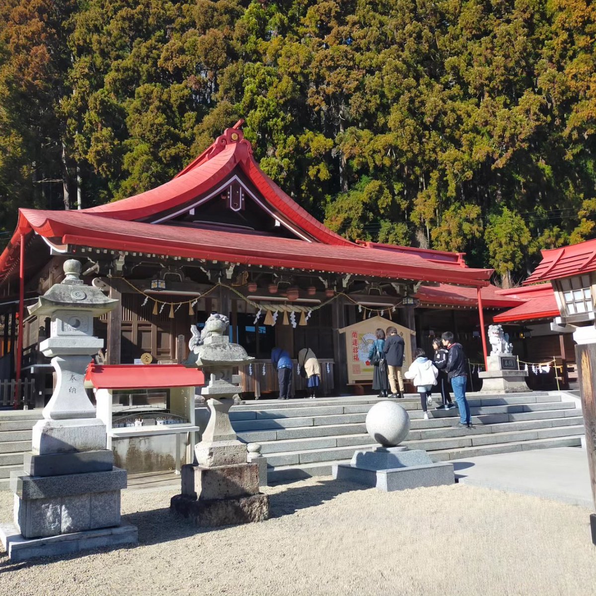 WpvyMNnIsAVdrdS's tweet photo. 金蛇水神社⛩️
地元では親しみを込めて
“金蛇さん”とよばれる神社。

金蛇様をご神体とし、商売繁盛・
金運円満・厄除開運などに
ご利益があります。

金運龍如爆上👆
🐉さんありがとう✨✨✨
愛しているよ💖💖���

#宮城県
#金蛇水神社
#ドラコミュ https://t.co/zAkaLCdRyX