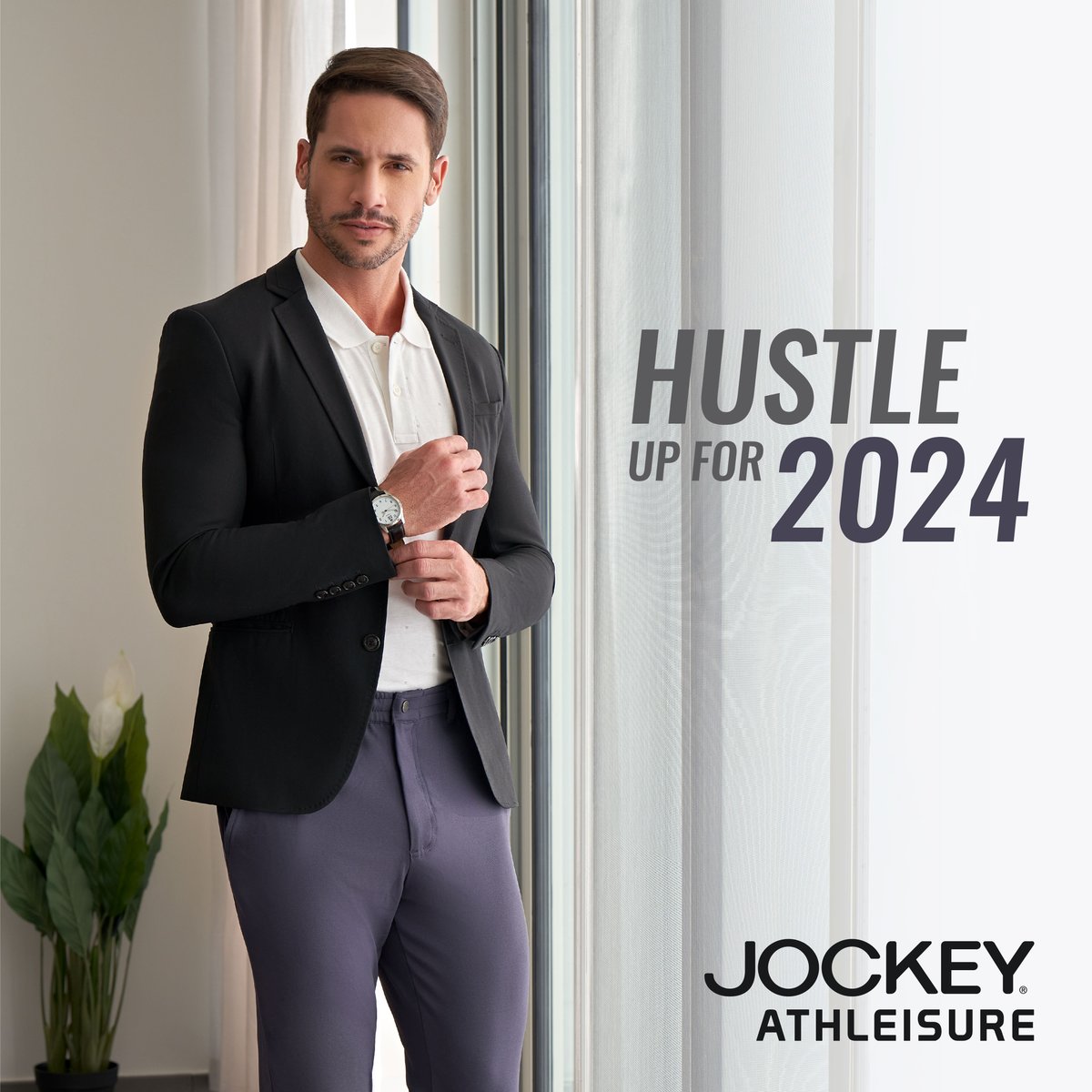 JockeyIndia's tweet image. Back-to-work will never feel this good. Cart this one for your 2024 wardrobe. 

#JockeyIndia #ElevatedEssentials #EssentialsMadeAmazing #NewYearWardrobe #AllDayPants