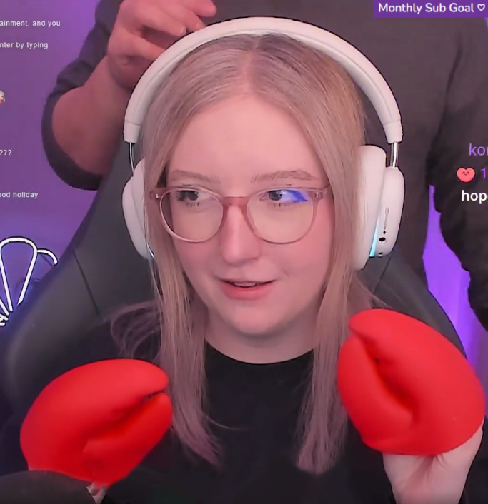 Risshellala's tweet photo. shellobster isn't real she can't hurt you-- 🦞 https://t.co/aOUsgaBBk0