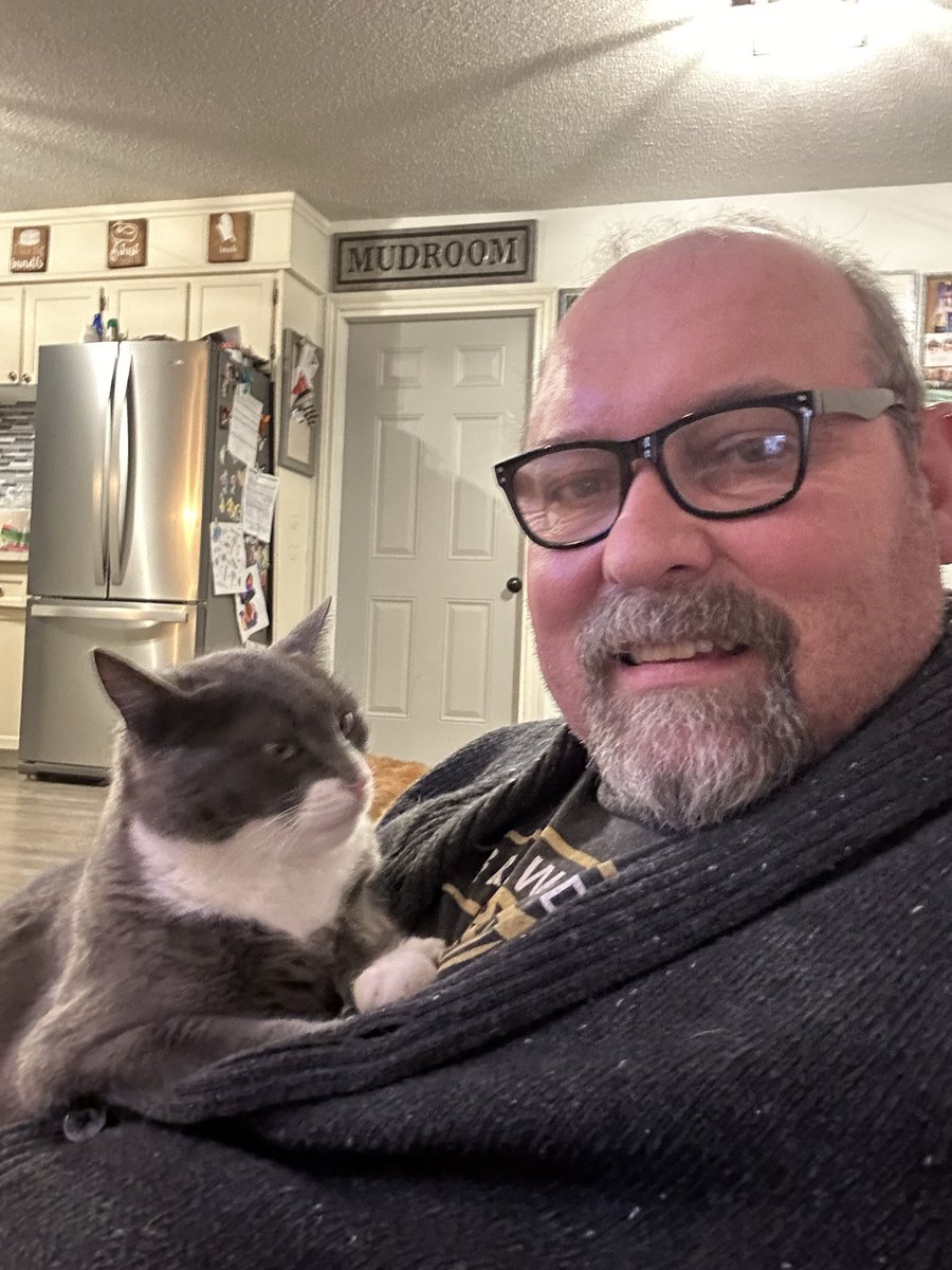 1990dodge's tweet photo. Me and “Killer “ just hanging out ,  I’m like Dr Dolittle around here! Hahaha https://t.co/AddZBRU3pA