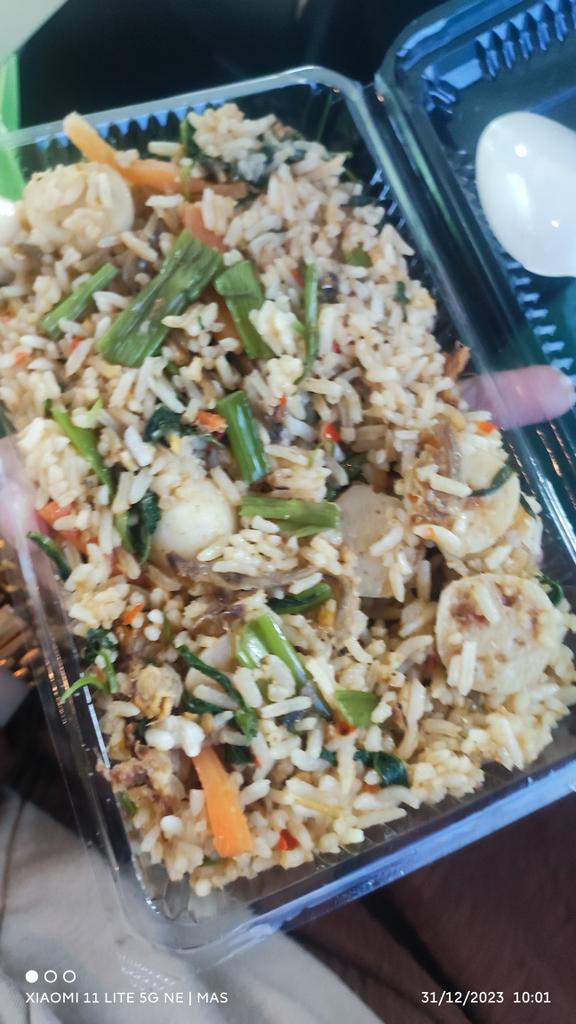 masismailcss's tweet photo. Seriuss...nasi goreng kampung paling sedap dan pedas. Bahan2 dlm nasi goreng pun byk. Murah plak tu. Sekali beli 2 bungkus..😁
Location: Mydin Gong Badak

@MydinMalaysia https://t.co/oF4jpBL6T2