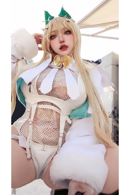 Twitterのコスプレ画像2