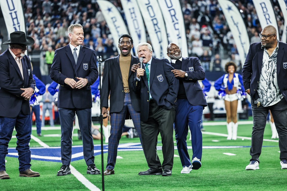 dallascowboys's tweet image. Legend. Hall of Famer. And now, official member of the #DallasCowboys Ring of Honor ⭐️ Coach Jimmy Johnson!