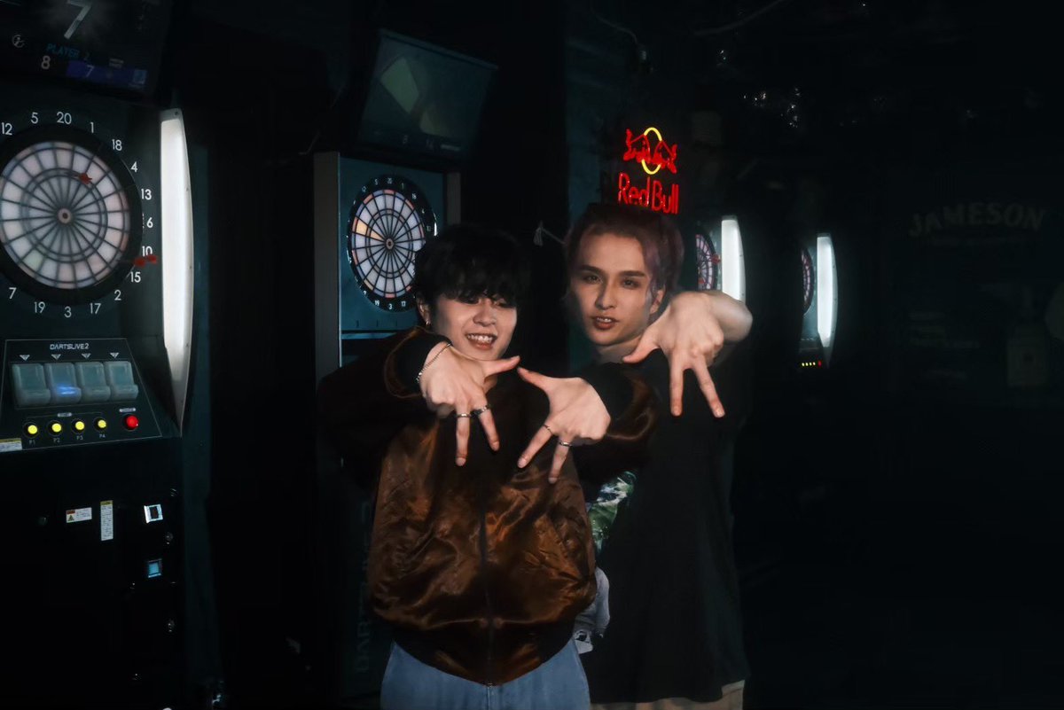 ganmi_official's tweet photo. <年末(多分)未公開ショット大公開SP>
2023年に配信した #CHOREOMUSIC から未公開のオフショットをお届け📸
最終日の本日は、7/26リリースの『#MLND 』🌙
今年沢山の人に見ていただき、聴いていただき、踊っていただいた、とても大切な楽曲です✨
MV: https://t.co/YhrSugHGNU
#GANMI https://t.co/G6eqkmhUwv