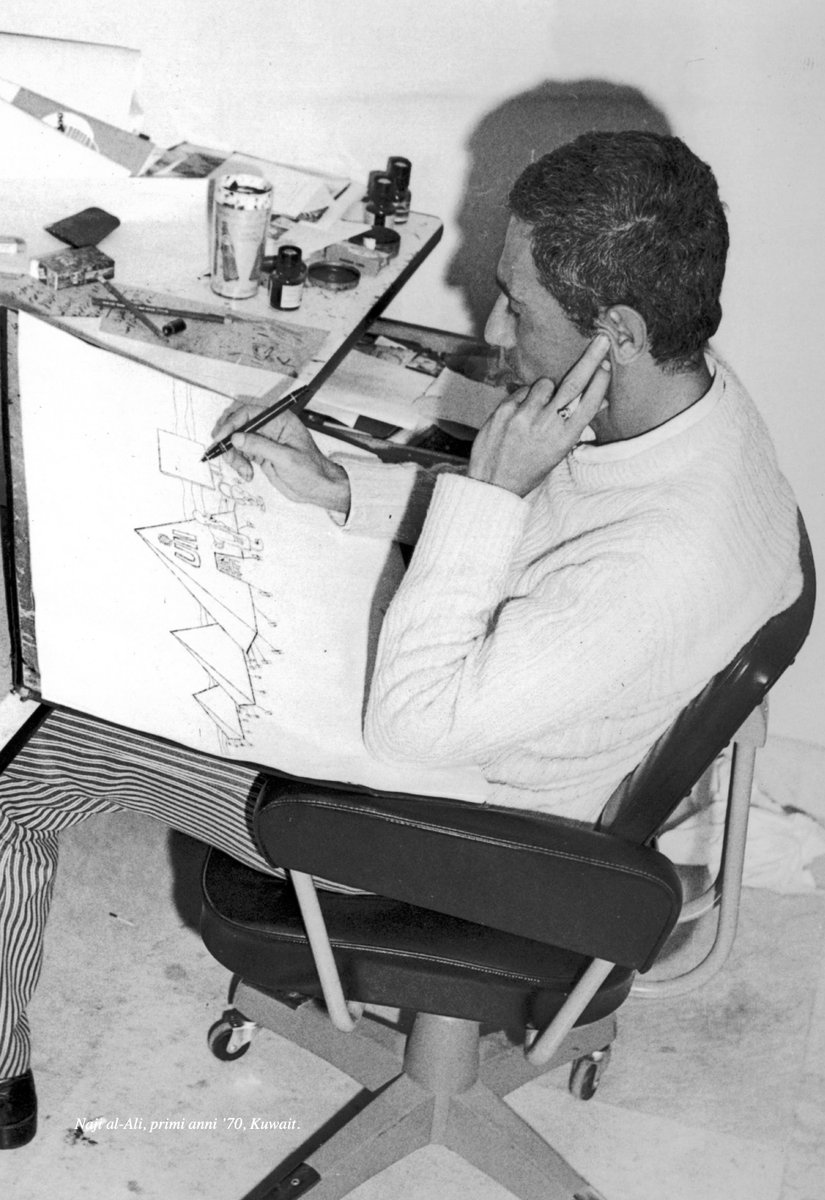 ハンダラとは1938年にパレスチナで生まれた風刺漫画家ナージー・アル・アリーのキャラクター。彼の描く一コマ漫画にはいつも背中を向けた少年が、世界の惨事をじっと見つめています。ナージーは生涯に4万枚以上(!)の風刺画を描き、1987年にロンドンで暗殺されました。50歳でした。