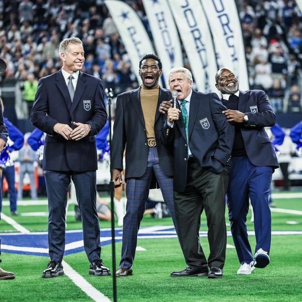 quiquegaray's tweet photo. Maravillosos tiempos.
Los mejores @dallascowboys incluso sobre la era de Roger Staubach.
Jimmy Johnson y su imparables playmakers de la ofensiva.
#DallasCowboys https://t.co/L4XfRFz573