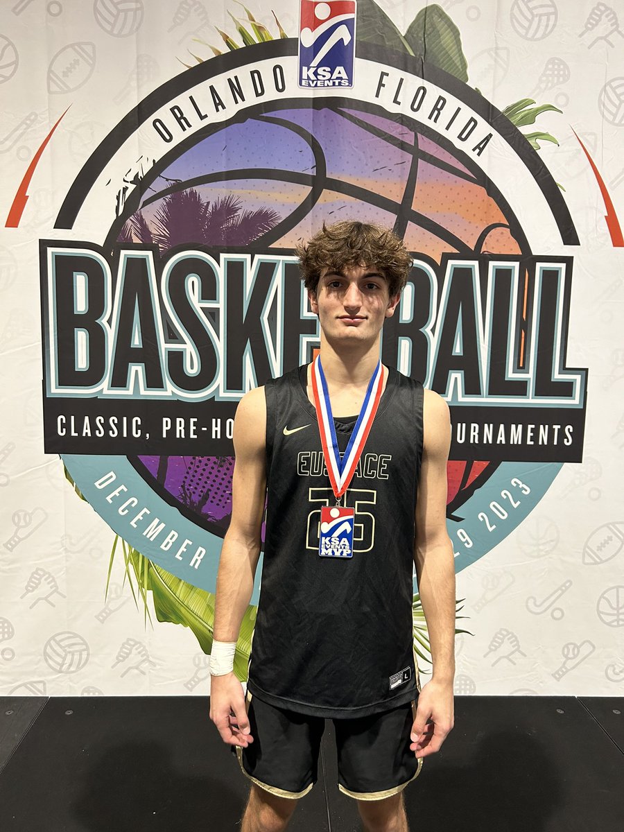 Crusaders go 2-1  and are runner ups in KSA Holiday tournament in Orlando. Tom Semiraglio was selected MVP and All Tournament team. 
#eustacepride
#thetraditionisthatofawinner