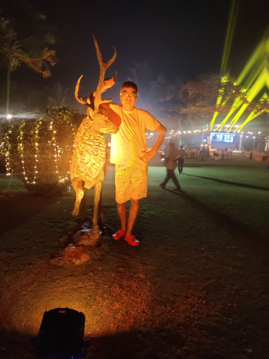 Taming the Reindeer 
#NewYears2024 
#vacationmode