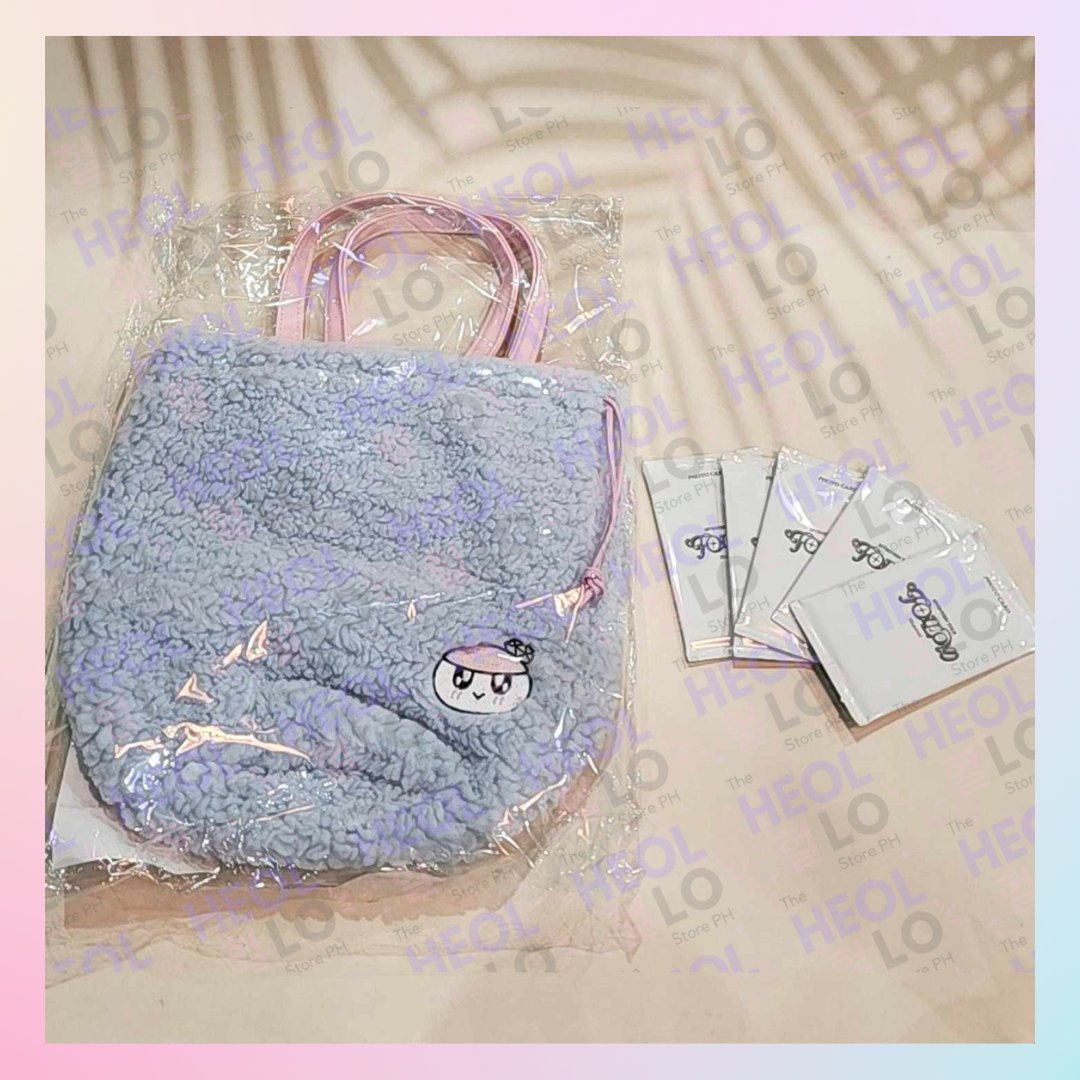 TheHeolloPH's tweet photo. #TheHeolloPHUpdates
-  SEVENTEEN Artist Made Merch (2nd PO) JUN OCL Keyring Set (3)
-  SEVENTEEN Artist Made Merch (2nd PO) S.COUPS Domino Glass Set (1)
-  SEVENTEEN Artist Made Merch (2nd PO) JEONGHAN Toram on the Moon (1)
- SEVENTEEN Follow Tour Japan Bongbongee Fluffy Bag (1)
- SEVENTEEN Follow Tour Japan Photo Cards (5)