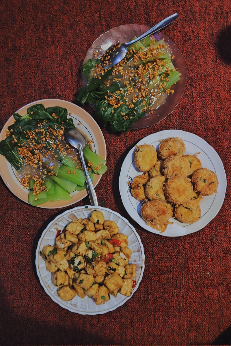 pillowlaavaa's tweet photo. Aku bisa masak ternyataa (!) 👻 https://t.co/ECv9Cp3pfU