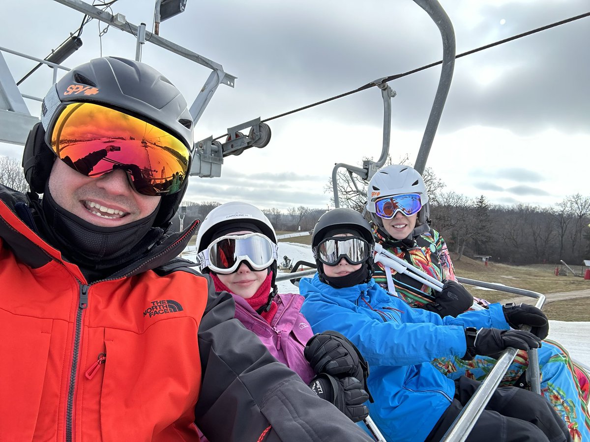 ph4235's tweet photo. Awesome family time today. Now watching #MondayNightFootball on a Saturday - #LoveThisTimeOfYear #Skiing #Wilmot https://t.co/WPpzFupgAp