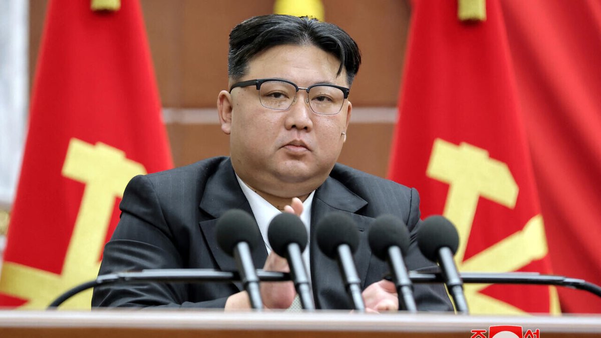 North Korea's Kim Jong Un orders military to prepare for possible 'war' ➡️ go.france24.com/Nj6