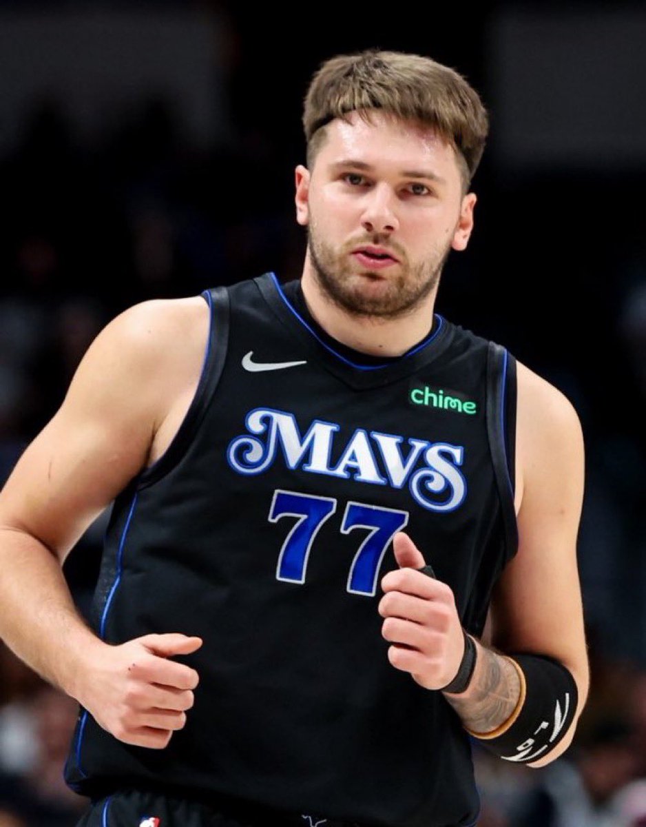 Luka Doncic over the last 14 games: 39 PTS - 10 REB - 8 AST 39 PTS - 7 ...