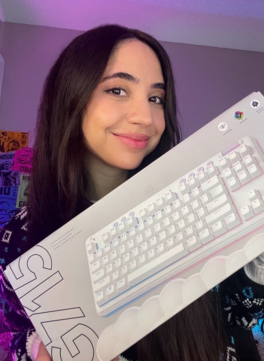 🎁 Giving away the @LogitechG G715 Lightspeed Wireless Keyboard! one of my favs 💙 #LogitechGPartner To enter: ▶️ Follow @alyekly and @LogitechG ▶️ Retweet this tweet Winner will be picked tomorrow on December 31th! ships worldwide*