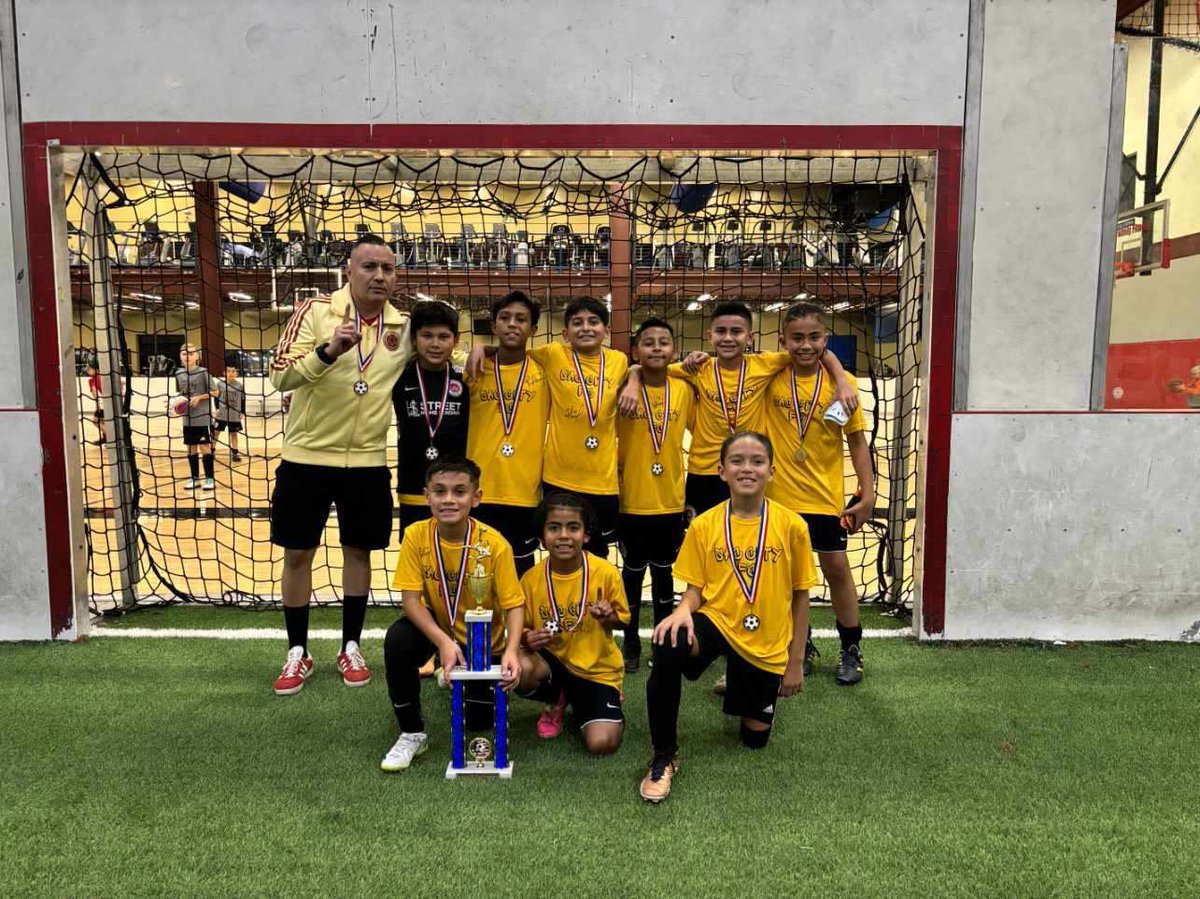 TTChristmasCup's tweet photo. Sac City are your 2013B Premier (small field) Champions, beating Placer Republic in the final minute #christmascup https://t.co/XoDY7VVzYZ