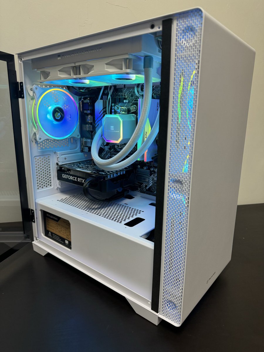 当選発表②】 弊社フルLED搭載ゲーミングPC ×1名様 当選者は @Abe_428 
