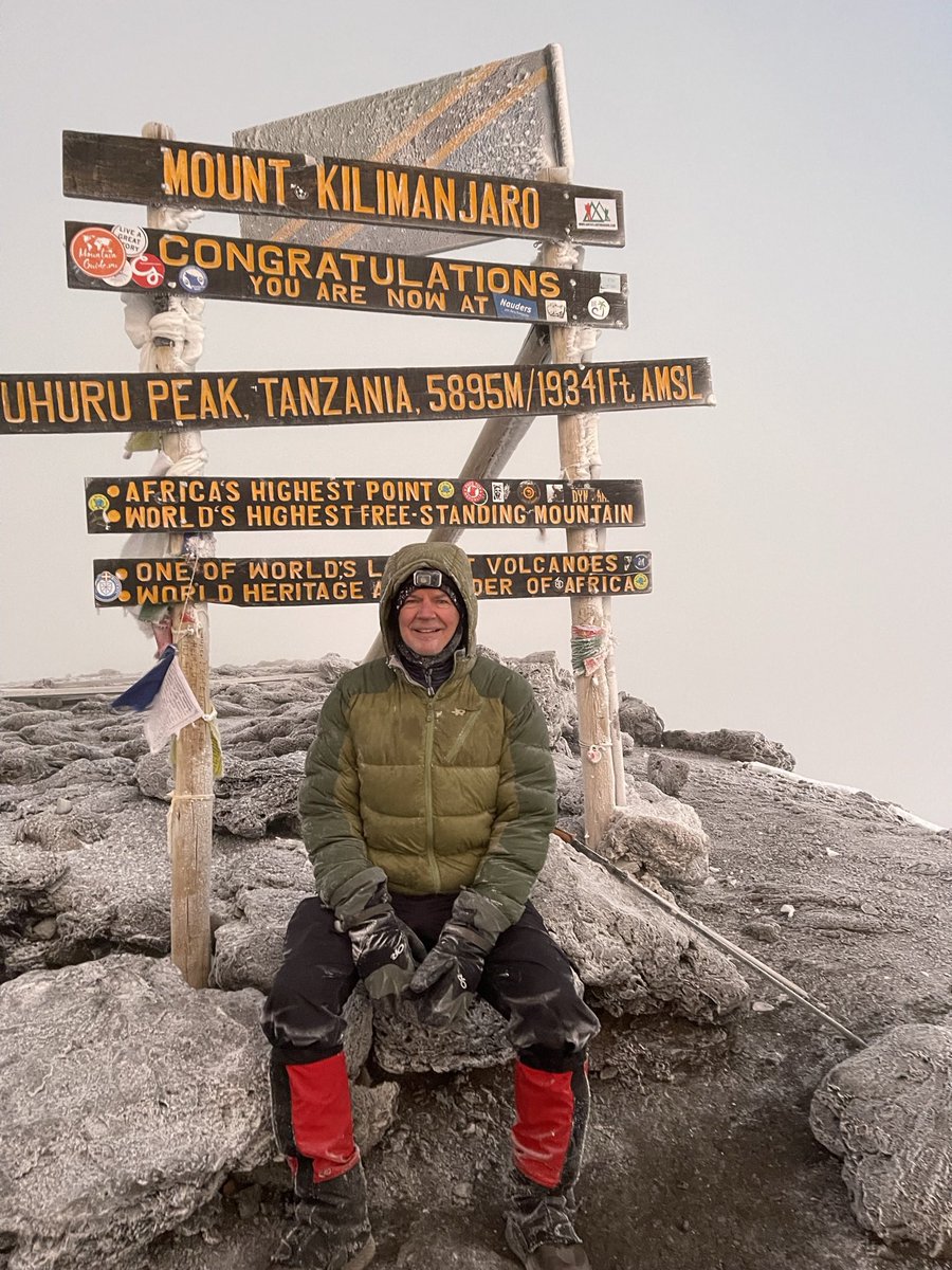 VisitTanzania1's tweet photo. Good Morning Mount Kilimanjaro 🗻🇹🇿, Put Mount Kilimanjaro on your bucket list for 2024.
📷 @kilby_370 https://t.co/7WI8bpQlgf