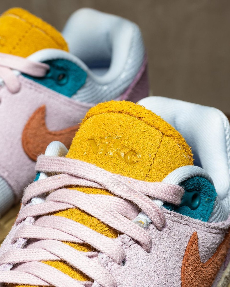 JustFreshKicks's tweet photo. Nike Air Max 1'87 PRM "Tan Lines" 🌞

https://t.co/Q7sQ3OR9Ro https://t.co/JNuOsIebaG