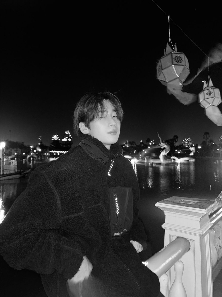 wooya_twt's tweet photo. 💜 https://t.co/L3rhZ6K9tO