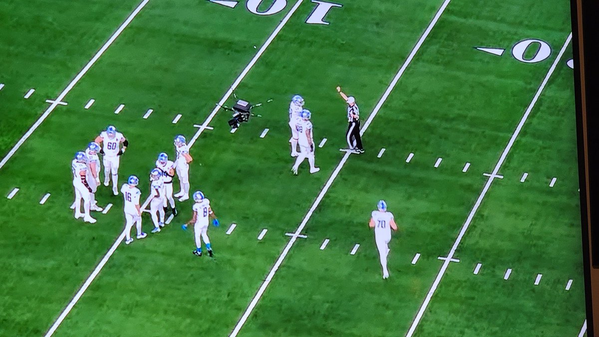 RealDannyB's tweet photo. Taylor Decker not reporting, but asking the referee how their Christmas was, right?

The Detroit Lions got royally screwed on this. Period

#OnePride https://t.co/Ve0Zb1pcKC