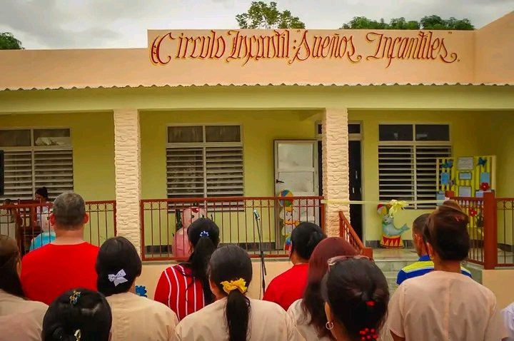 RemonLastr17545's tweet photo. Se inaugura en #ProvinciaGranma un nuevo círculo infantil en el municipio Jiguaní para continuar la respuesta de solicitudes a madres trabajadoras y estudiantes #EducaciónGranma #65Aniversario @Abe https://t.co/PN9GiLZ4Lf