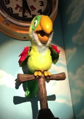 animatronicday's tweet photo. Today's animatronic of the day is Bird from Chuck E. Cheese's! Requested by anon. https://t.co/ydiNU9Rnzq
