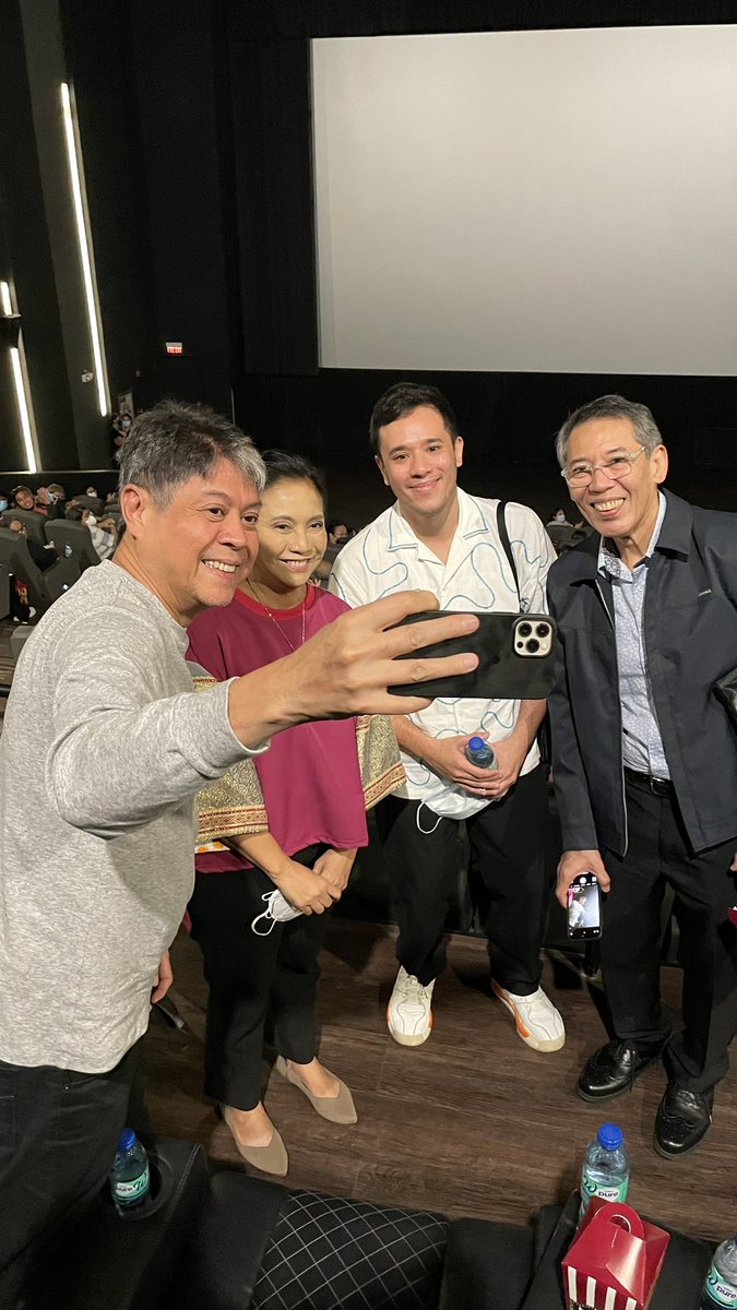 ChelDiokno's tweet photo. Mini reunion at last night’s Angat Buhay Screening of @GOMBURZAFilm!

Thank you so much Atty. @lenirobredo and Sen. @kikopangilinan for supporting my son, @pepediokno’s film! Maraming salamat din sa lahat ng dumalo!

Showing pa rin po sa mga sinehan ang GOMBURZA! https://t.co/6kLcCfQcOV