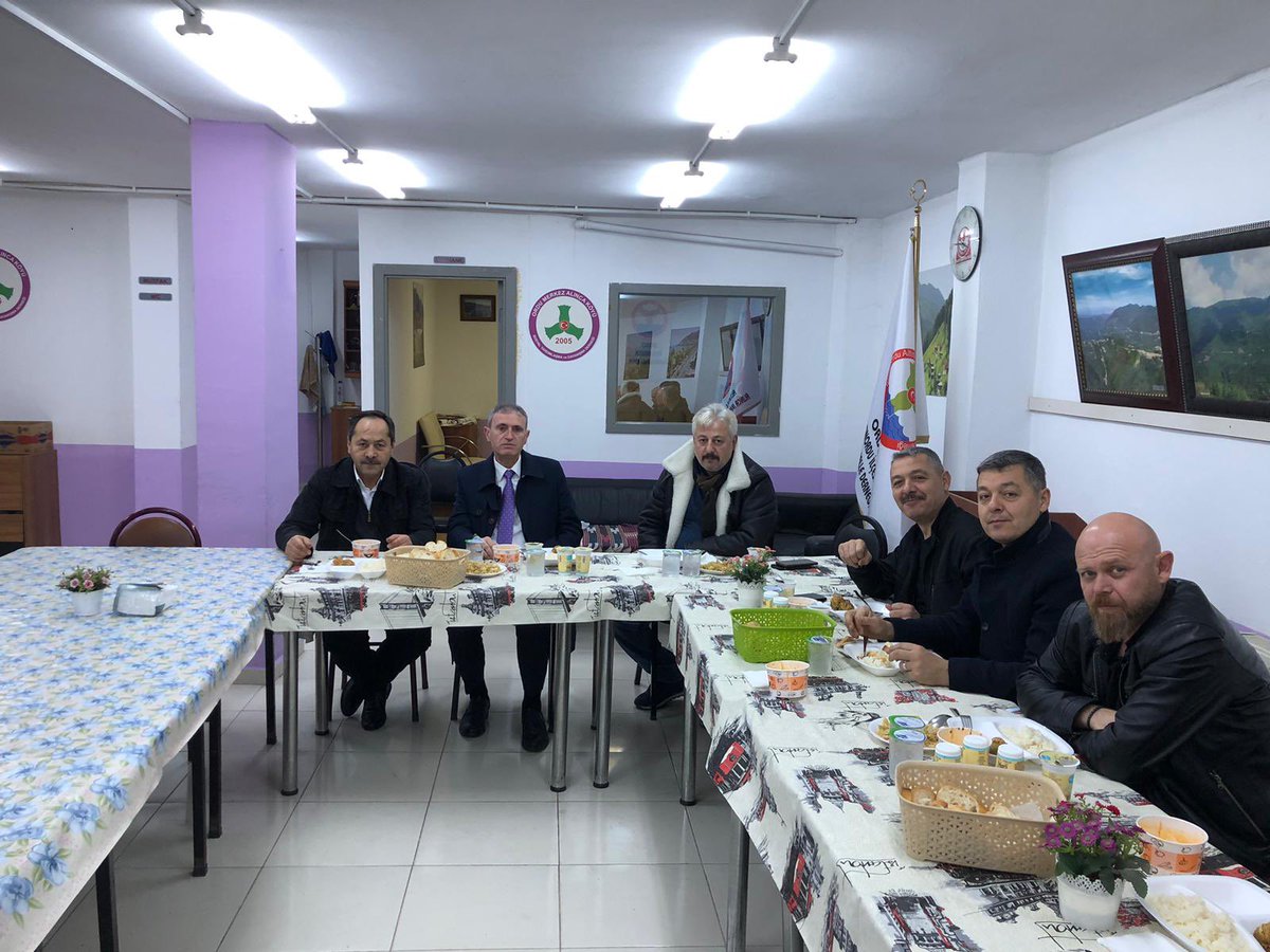 Ordu Merkez Alınca Köyü Dernek Başkanı Sn. Özcan KESKİN’in misafiri olduk. Sn. KESKİN’e ve yönetimine misafirperverliklerinden dolayı teşekkür ederiz.